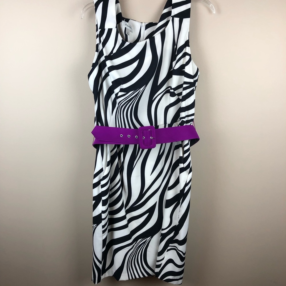 Plus size black and white print dress